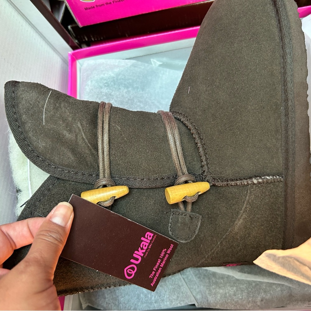 Brand new kids boots